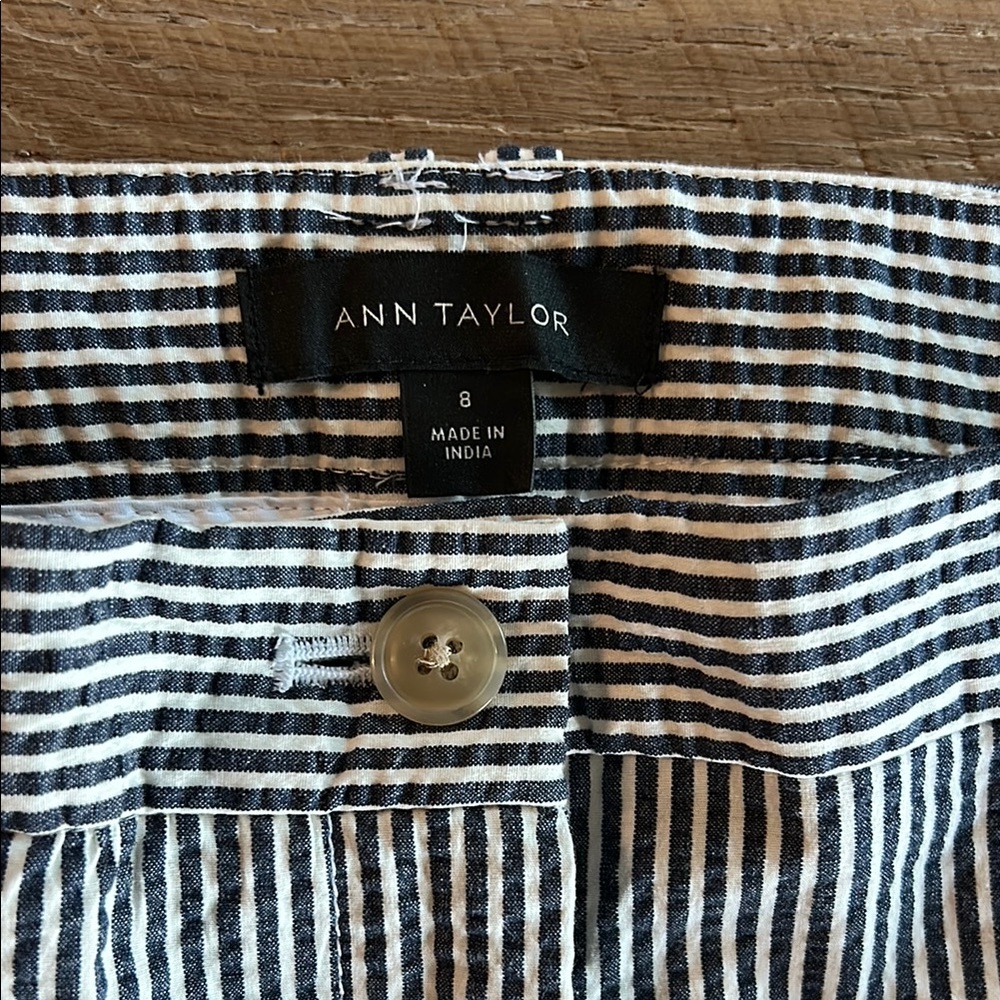 Ann Taylor Seersucker Pinstripe Capris - Picture 6 of 8